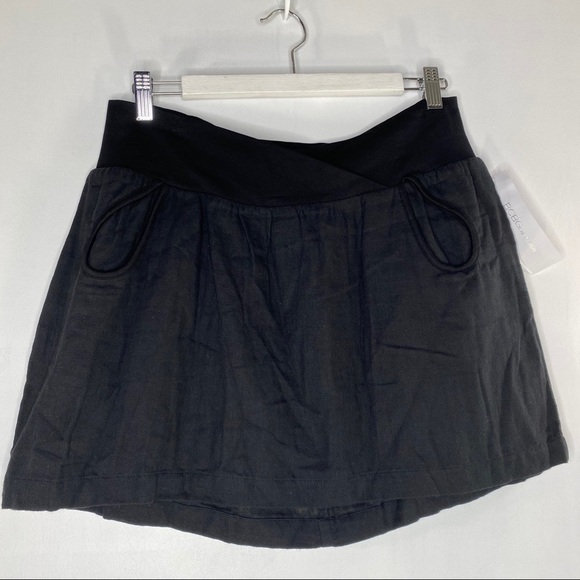 BCBGeneration Black Mini with Pockets - Picture 3 of 10